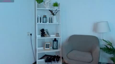 Snapshot of kireev_ chatting on 17, 10, 2025 online show from 17, 10, 2025