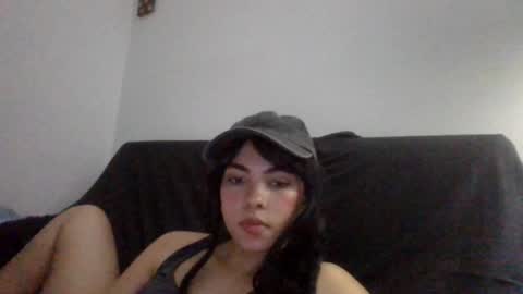 Snapshot of kiri_cute chatting on 5, 1, 2025 Kiri online show from 5, 1, 2025