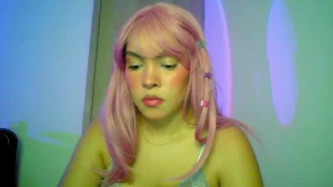 Snapshot of kiri_cute chatting on 19, 9, 2025 Kiri online show from 19, 9, 2025