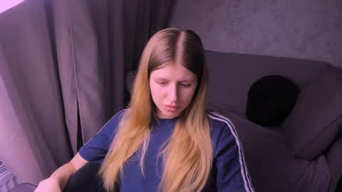 Kira online show from 9, 3, 2025