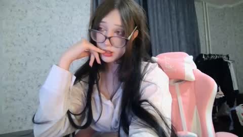 Nicole online show from 20, 9, 2025