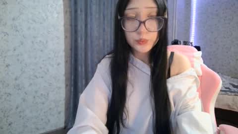 Nicole online show from 2, 10, 2025
