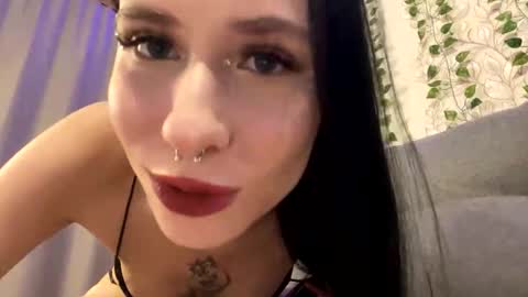 Snapshot of kisa_lisa_ chatting on 1, 11, 2025 Kisa Lisa online show from 1, 11, 2025