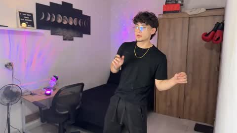 Snapshot of kisan_smith chatting on 9, 10, 2025 Kisan online show from 9, 10, 2025