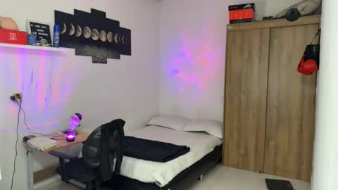 Snapshot of kisan_smith chatting on 12, 11, 2025 Kisan online show from 12, 11, 2025