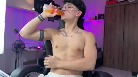 Snapshot of kisan_smith chatting on 6, 3, 2026 Kisan online show from 6, 3, 2026