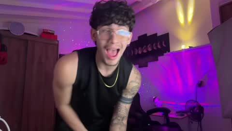 Snapshot of kisan_smith chatting on 5, 4, 2026 Kisan online show from 5, 4, 2026