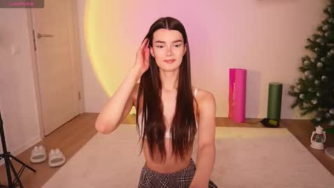 Kisa  20SALE online show from 6, 2, 2026