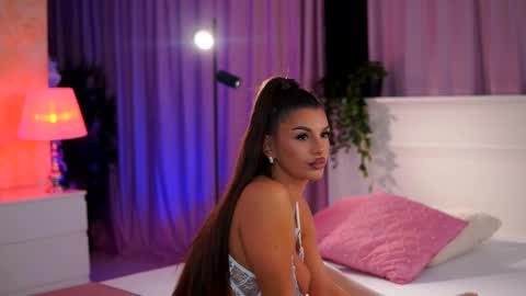 Snapshot of kiss_jess chatting on 26, 10, 2025 Kiss Jess online show from 26, 10, 2025