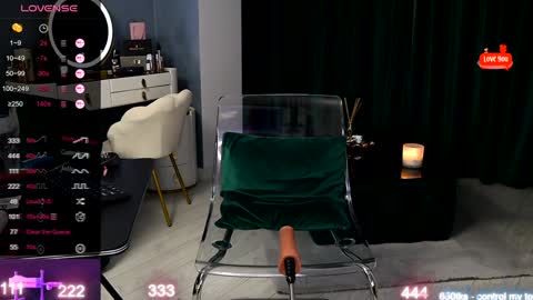 Snapshot of kiss_katy chatting on 9, 2, 2025 kiss_katy online show from 9, 2, 2025