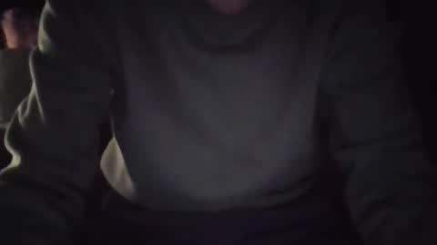 kissandtell1357 online show from 15, 12, 2025