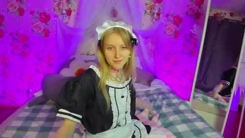 Snapshot of kisschristie__ chatting on 7, 11, 2025 christie online show from 7, 11, 2025