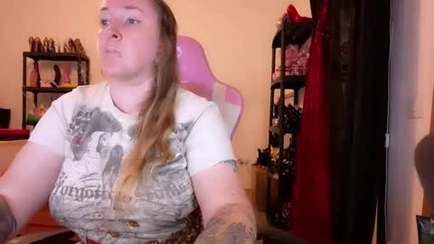 kissica online show from 29, 10, 2025