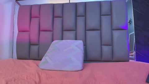 BELLA FLAME online show from 18, 10, 2025