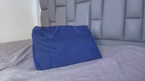 BELLA FLAME online show from 13, 1, 2026