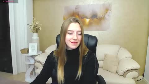 Snapshot of kissme_now chatting on 7, 11, 2025 kissme_now online show from 7, 11, 2025