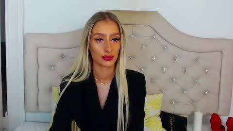 Natalie online show from 15, 11, 2025