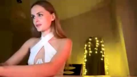 Emma online show from 19, 9, 2025