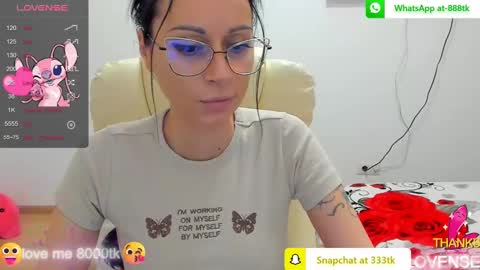 kisssnicol online show from 20, 2, 2025