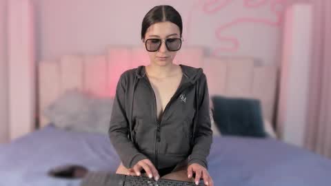 Kitana online show from 15, 10, 2025