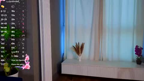 The sexy fox Kitsune online show from 27, 2, 2026