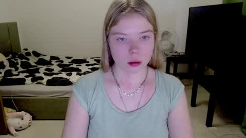 Jennyblonde and Emmabrunette online show from 16, 12, 2024