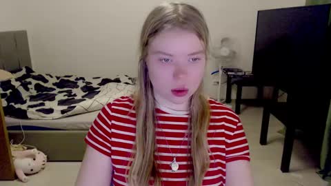 Jennyblonde and Emmabrunette online show from 28, 12, 2024