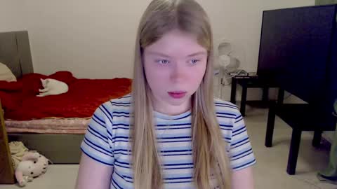 Jennyblonde and Emmabrunette online show from 8, 2, 2025