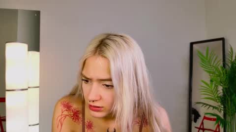 kitty__katty_ online show from 18, 1, 2026