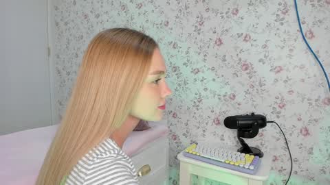 sophie online show from 4, 2, 2026