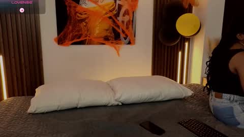 Snapshot of kitty_bombon chatting on 1, 11, 2025 Kitty Bombon online show from 1, 11, 2025