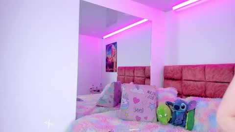 Snapshot of kitty_ford chatting on 24, 10, 2025 Kitty online show from 24, 10, 2025