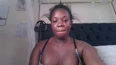 kitty_kerry online show from 16, 12, 2025