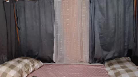 kitty_kim07 online show from 15, 10, 2025