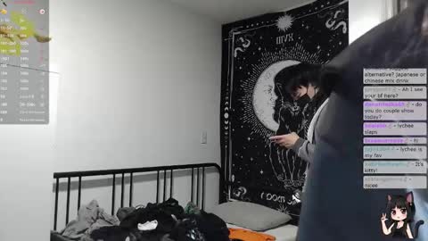 Kitty online show from 25, 11, 2025