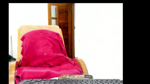 kitty love2006 online show from 1, 11, 2025