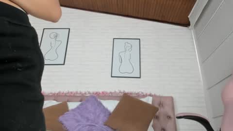 Kitty online show from 19, 1, 2025