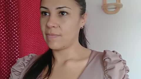 kittyholeshot87 online show from 5, 12, 2025