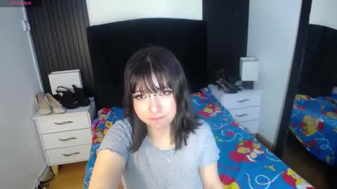 Snapshot of kittyhouse_hs chatting on 4, 12, 2024 kittyhouse_hs online show from 4, 12, 2024