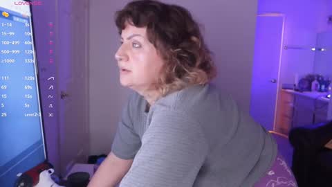 Bella Blue BBW online show from 17, 2, 2025