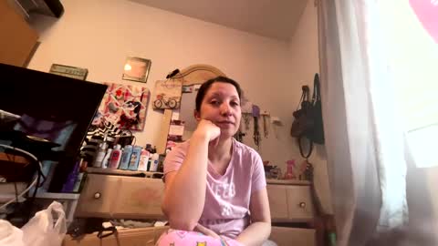 Snapshot of kittyluvx chatting on 15, 2, 2025 kittyluvx online show from 15, 2, 2025