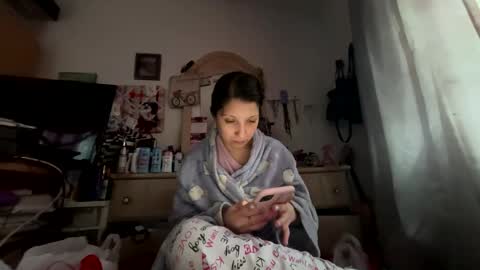 Snapshot of kittyluvx chatting on 16, 2, 2025 kittyluvx online show from 16, 2, 2025