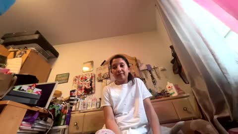 Snapshot of kittyluvx chatting on 22, 9, 2025 kittyluvx online show from 22, 9, 2025