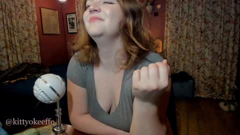 Snapshot of kittyokeeffe chatting on 5, 12, 2024 Miss Kitty OKeeffe online show from 5, 12, 2024