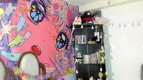 Kitty Zen online show from 12, 11, 2025