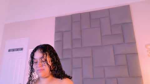 Snapshot of kity_hill chatting on 2, 10, 2025 Kitty Hill online show from 2, 10, 2025