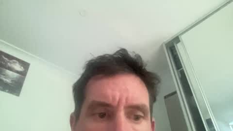 Snapshot of kiwibuzzer chatting on 26, 10, 2025 Champ online show from 26, 10, 2025