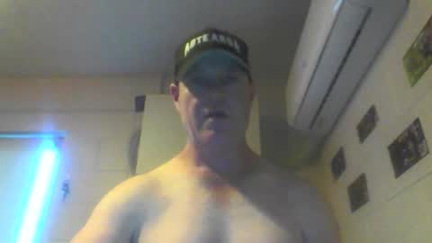 Snapshot of kiwiguy19773 chatting on 3, 12, 2024 kiwiguy19773 online show from 3, 12, 2024