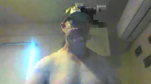 Snapshot of kiwiguy19773 chatting on 8, 12, 2024 kiwiguy19773 online show from 8, 12, 2024