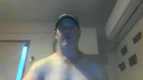 Snapshot of kiwiguy19773 chatting on 8, 12, 2024 kiwiguy19773 online show from 8, 12, 2024